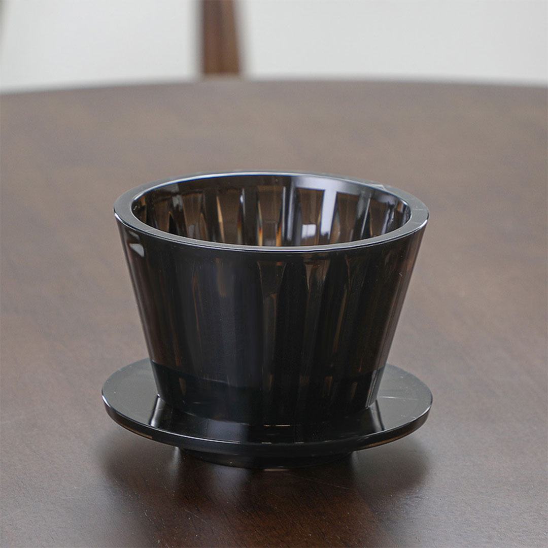 Distillation funnel suitable black filters